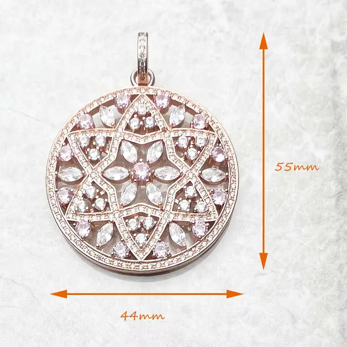 Pendentif fleur, ornement