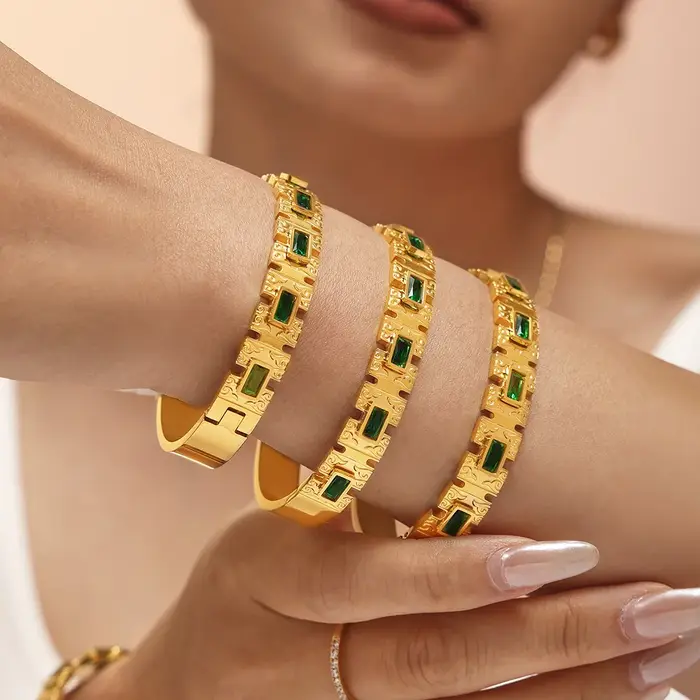 Bracelets en acier inoxydable Palace pour femmes