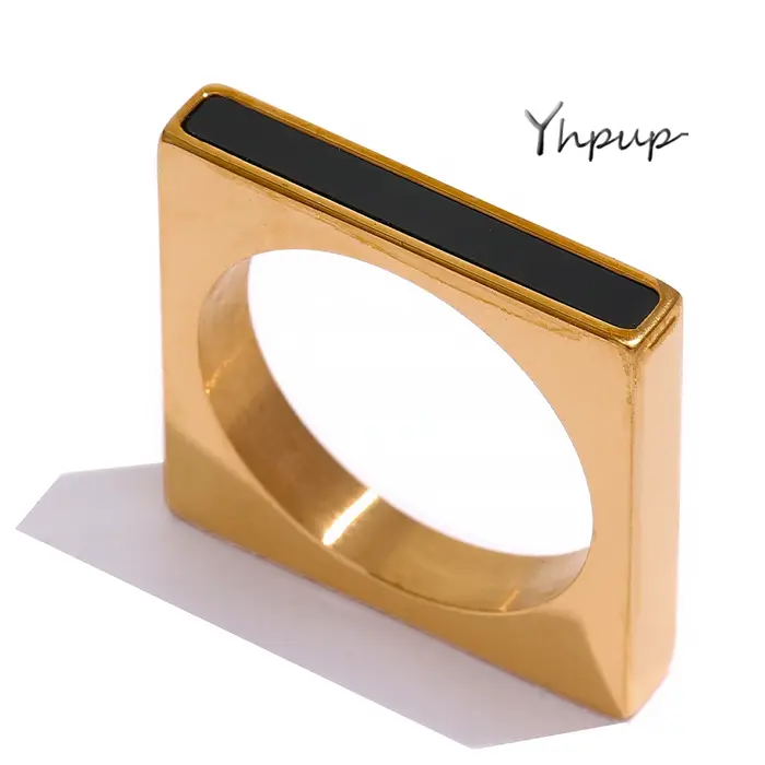 Bague géométrique carrée Yhpup en acier inoxydable plaqué or pour femmes style minimaliste et tempérament occidental occasions soirées et professionnelles