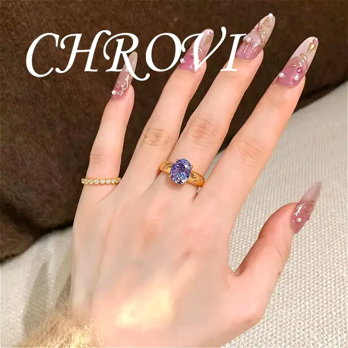 Bague en or de style vintage avec zircon violet rétro et diamant à haute teneur en carbone pour femmes