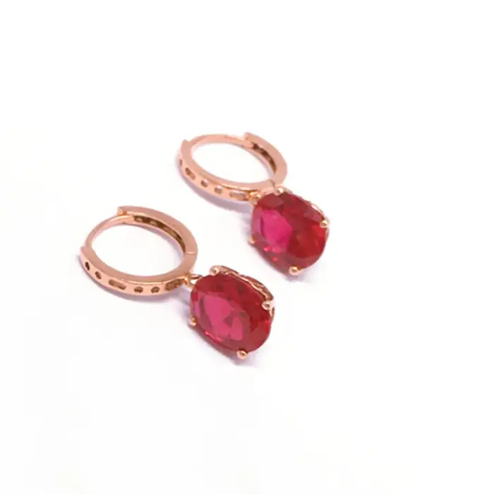 Boucles d oreilles en plaqué or rose 14k avec zirconium rouge pour femmes occasions spéciales élégantes et glamour