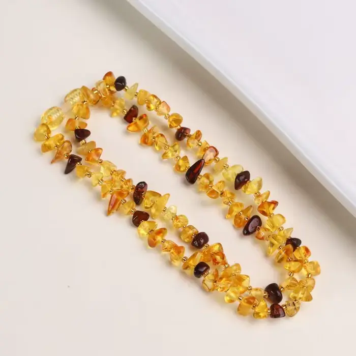 Collier de perles en pierre brute d'ambre naturelle pour femmes, pierres précieuses de guérison, bij
