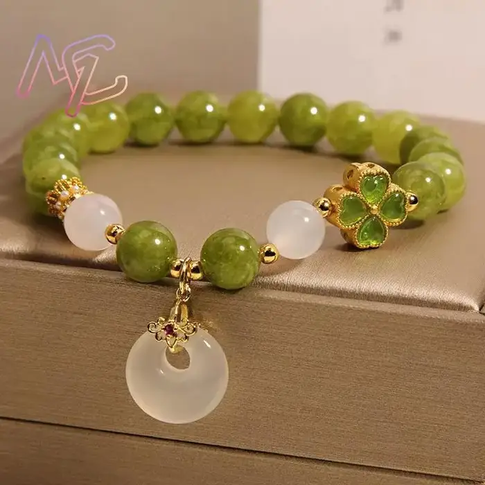Bracelet en perles de jade véritable à motifs géométriques pour homme et femme, bijou intemporel pour occasions spéciales et tenues de soirée élégantes