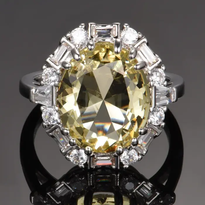 Bague en argent avec citrine dorée pour femme