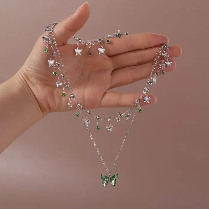 Collier Vintage ailes en strass, pendentif en cristal, bijoux de cou, papillon empilable, ras du cou