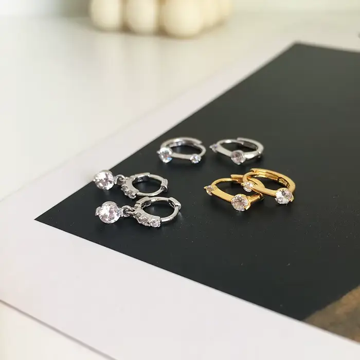 Boucles d'oreilles en argent Sterling 925, exquise, Petite, Simple, Style Unique, élégant, à la mode, léger, luxueux, accessoires d'oreille pour femmes