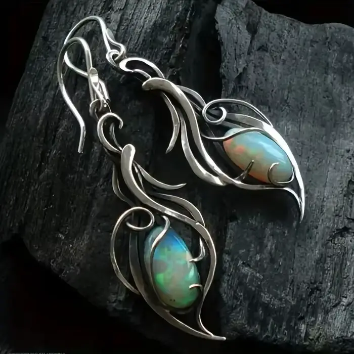 Boucles d'oreilles pendantes en opale bohème - Bijoux élégants plaqués argent pour les fêtes et les 