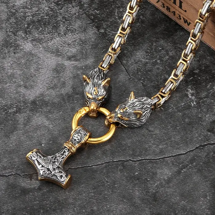 Collier loup celtique nordique avec pendentif tête de loup Viking en acier inoxydable, amulette nordique pour hommes, bijou punk pour parties et occasions spéciales