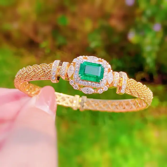 Bracelet en argent 925 serti de zirconium blanc à la mode pour femmes occasions spéciales mariage