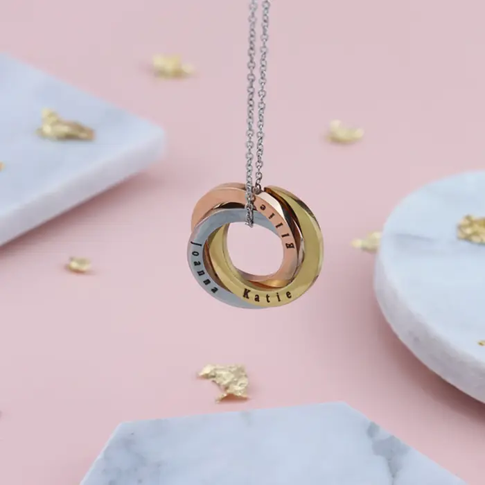 Collier de Famille Multinoms Personnalisé Élégant en Acier Inoxydable pour Femmes Occasions Spéciales Anniversaire Présent pour Mère
