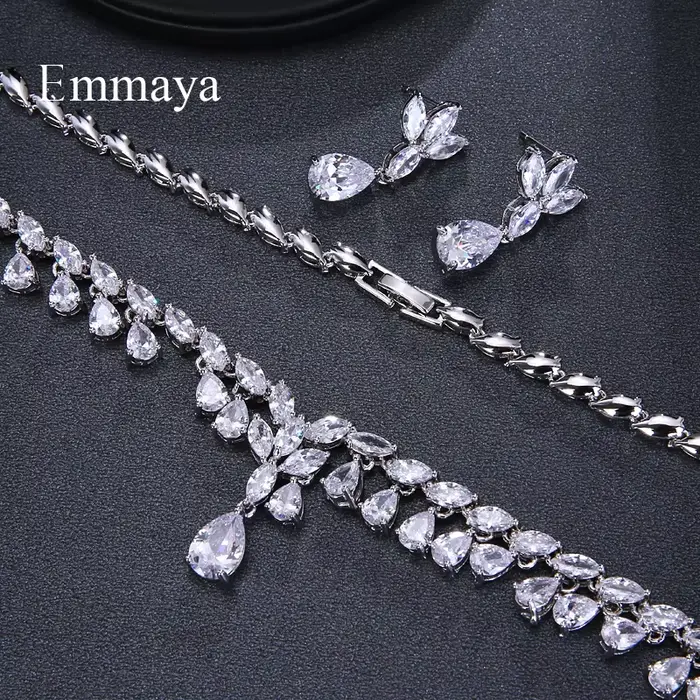 Emmaya – collier et boucles d'oreilles scintillantes en Zircon cubique