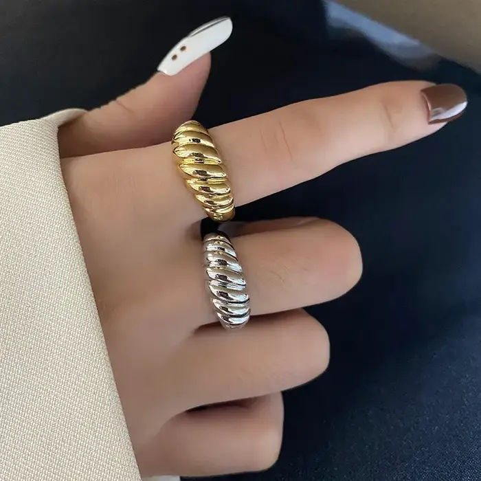 Bijoux Vintage couleur argent pour femmes