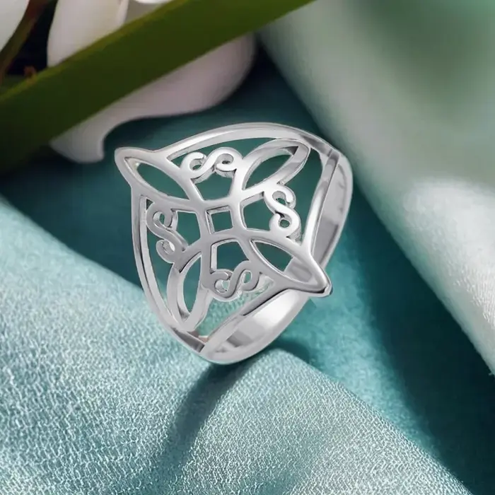 YILUOCD-Anneau de Nministériels d de Sorcière en Acier Inoxydable, Amulette de Protection, Triquetra