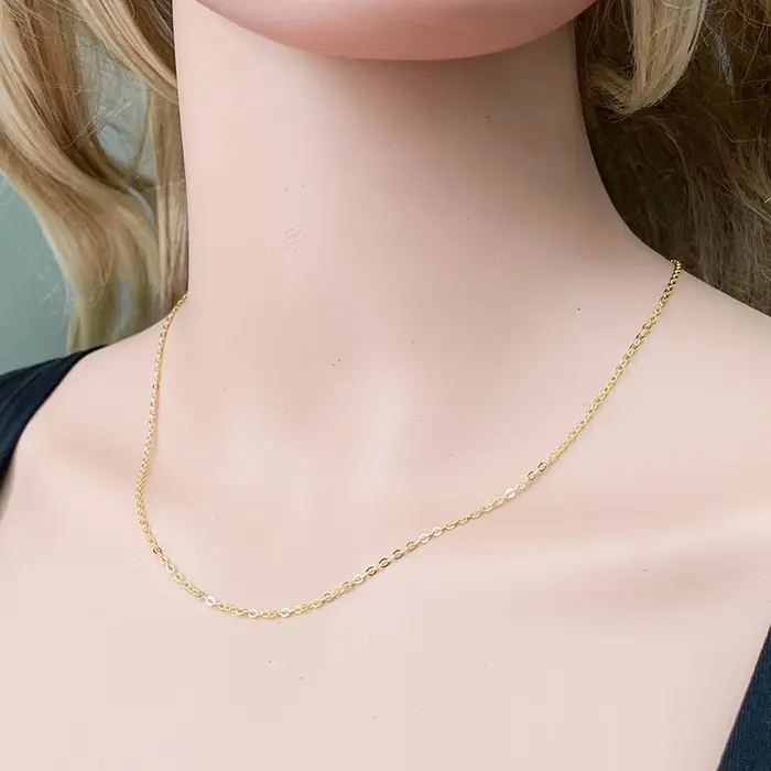 Collier en argent sterling 925 avec croix géométrique plaquée or jaune pour femmes occasions spéciales elegance moderne