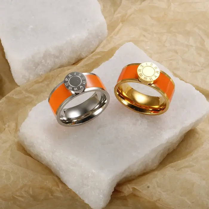 Bague ronde en acier inoxydable avec chiffres romains