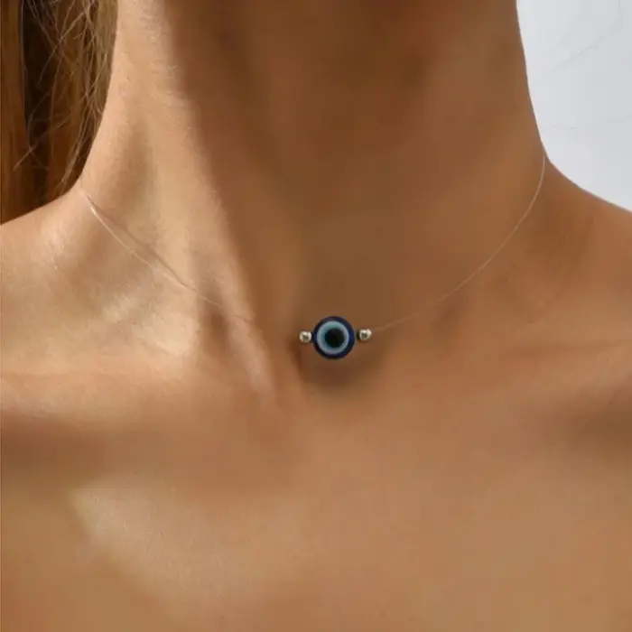 Collier à breloques Blue Eyes pour dames, pendentif rond bleu, cadeau de bijoux porte-bonheur, mode