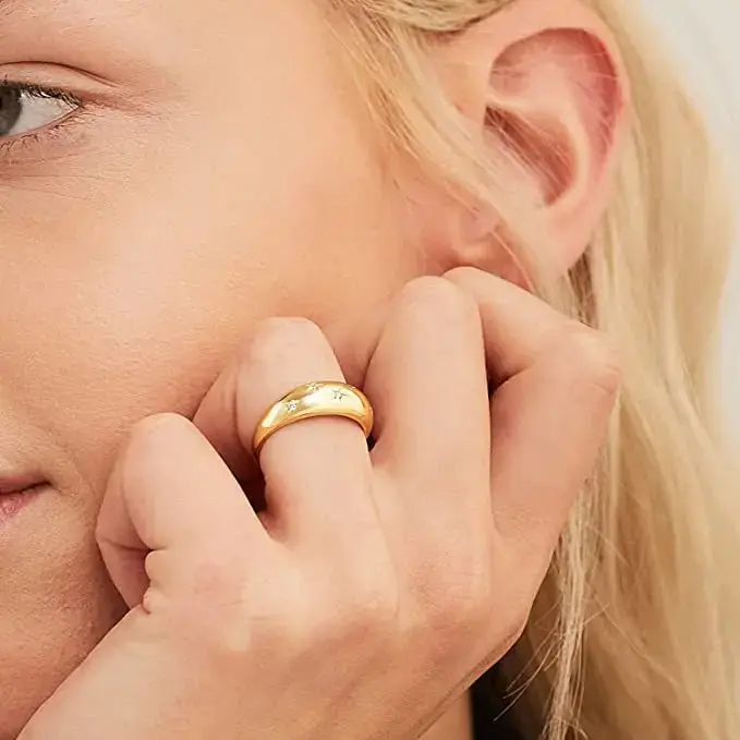 Bague épaisse étoile en cristal pour femmes