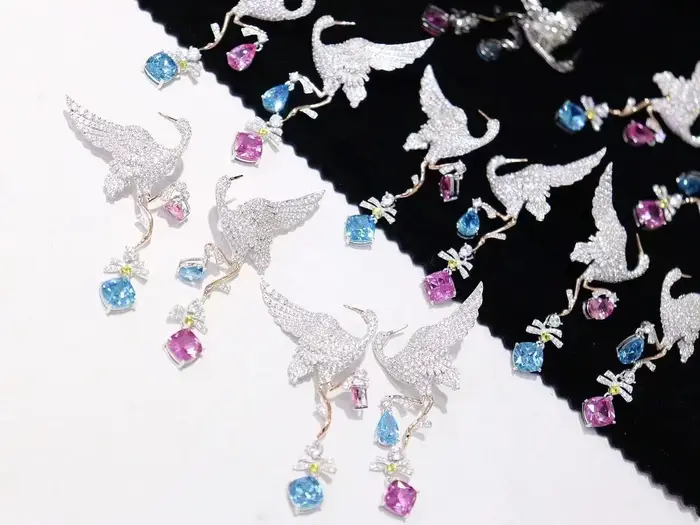ZOCA luxe 925 en argent Sterling colibri oreille Clips pour les femmes brillant bleu Zirconium oiseau Piercing boucles d'oreilles bijoux fins