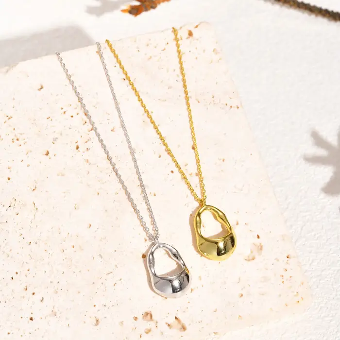 Collier pendentif plaqué or 18 carats pour femmes