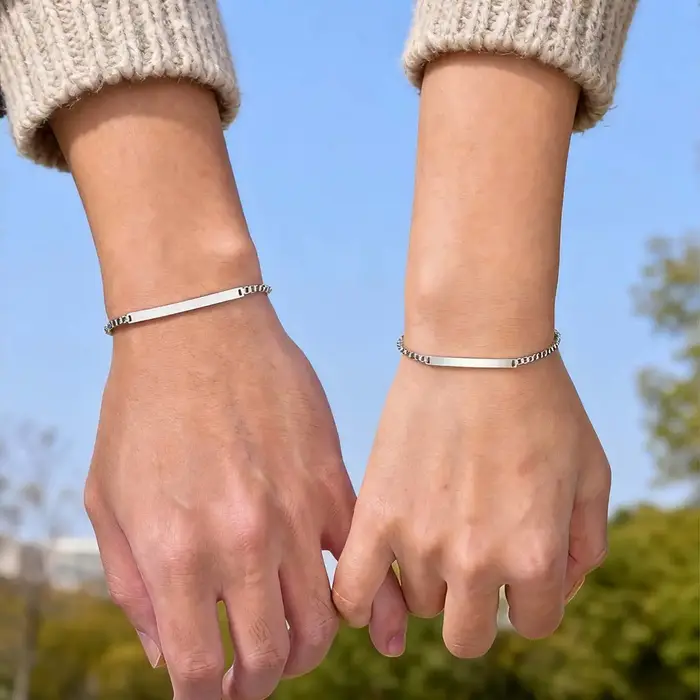 Bracelet Chaîne à Barre Vierge en Acier Inoxydable Pour Amoureux Occasions Spéciales Saint Valentin Cadeau Romantique