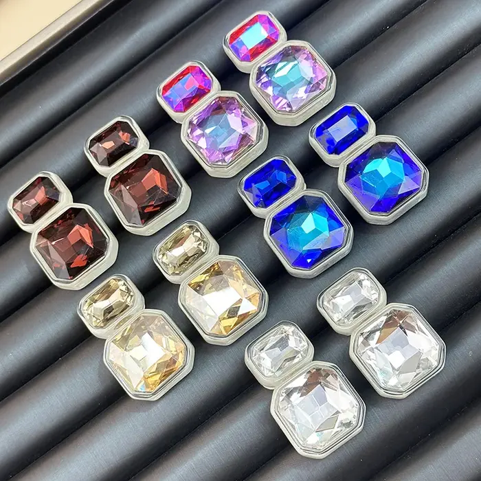 Boucles d'oreilles rétro baroques géométriques en strass colorés pour femmes