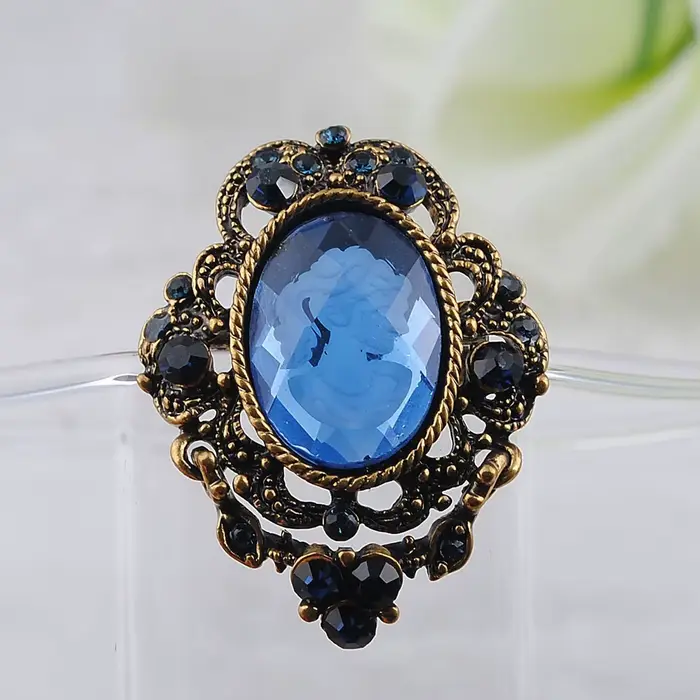 Broche camée de style victorien, accessoire de mode vintage élégant