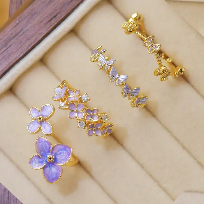 Bague ouverte papillon pour femme
