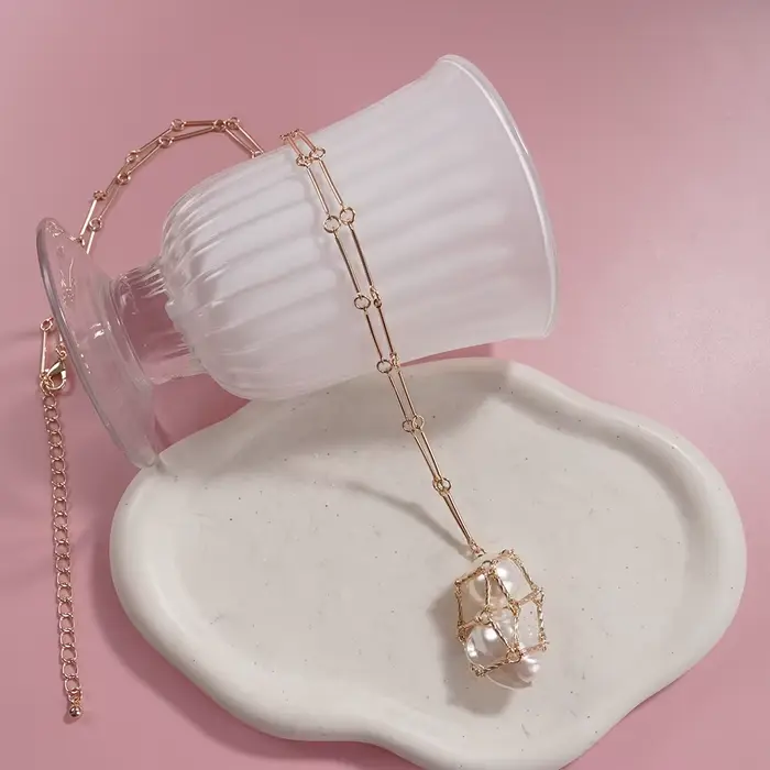 Collier ras du cou moderne et romantique avec perles en cage et chaîne satellite, bijou tendance pou