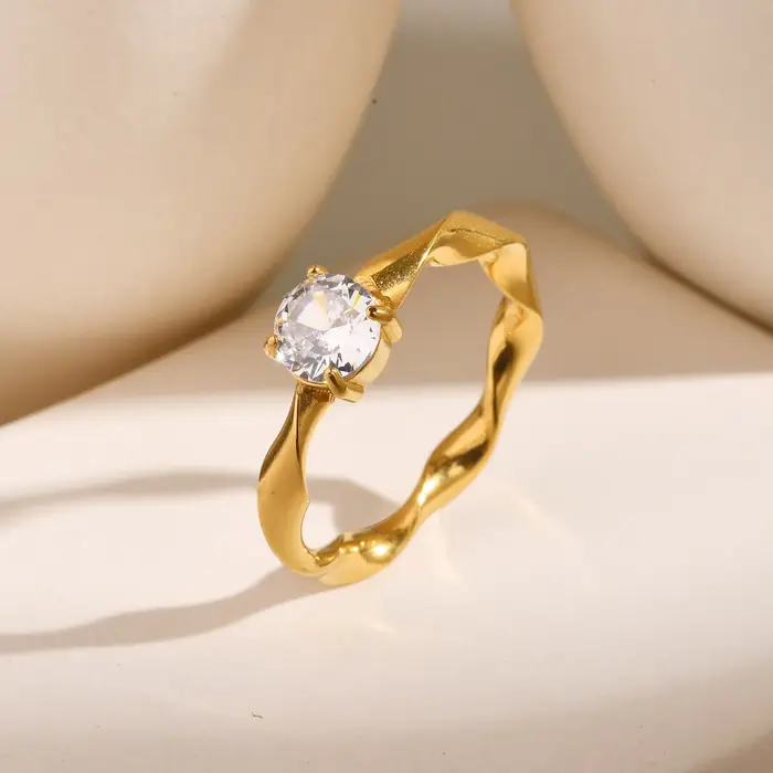 Bague solitaire pour femmes