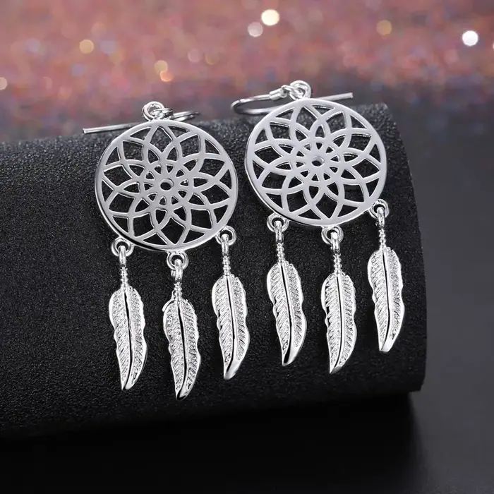 Boucles d'oreilles avec breloque attrape-rêves en argent sterling 925 avec plumes pour femmes