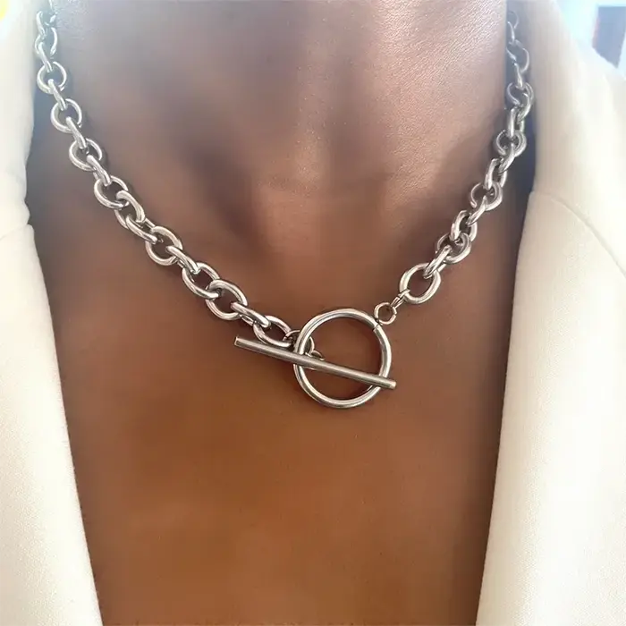 Mode nouveau gros collier à chaîne femmes Simple bascule fermoir