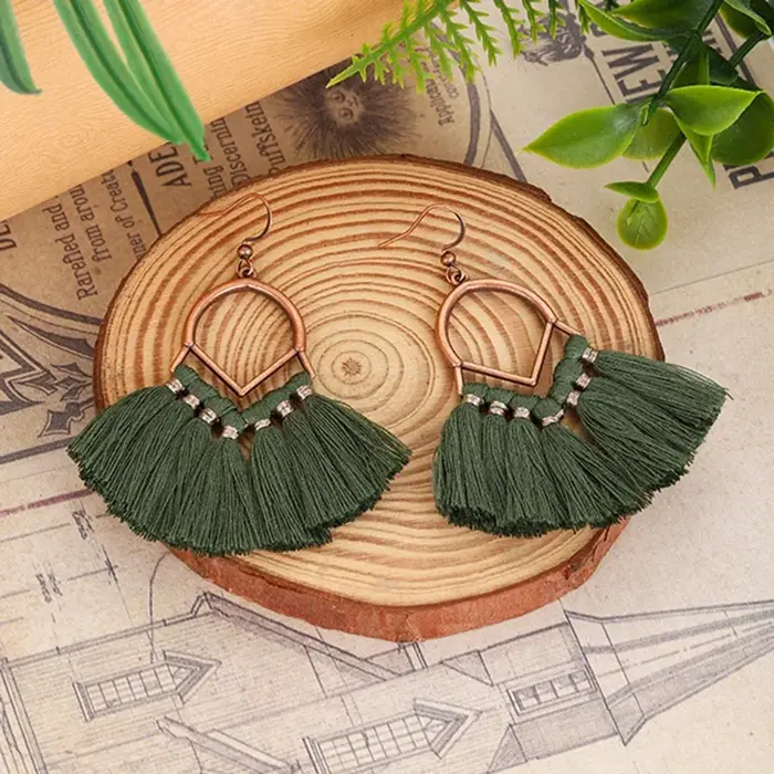 Boucles d'oreilles de mariage à franges bohèmes multicolores pour femmes