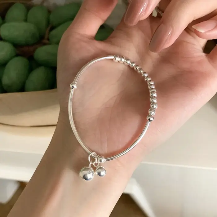Bracelets en argent Sterling 925 pour femmes, accessoires tendance, boules de cloche, pendentif liss