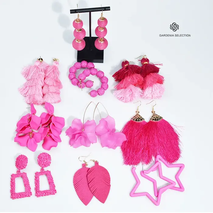 Boucles d'oreilles pendantes géométriques en résine pour femmes, style mignon et romantique, idéales pour fêtes, vacances, plage et rendez-vous