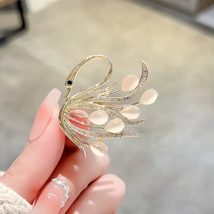 Broche Oiseaux Papillon Chat pour Femme