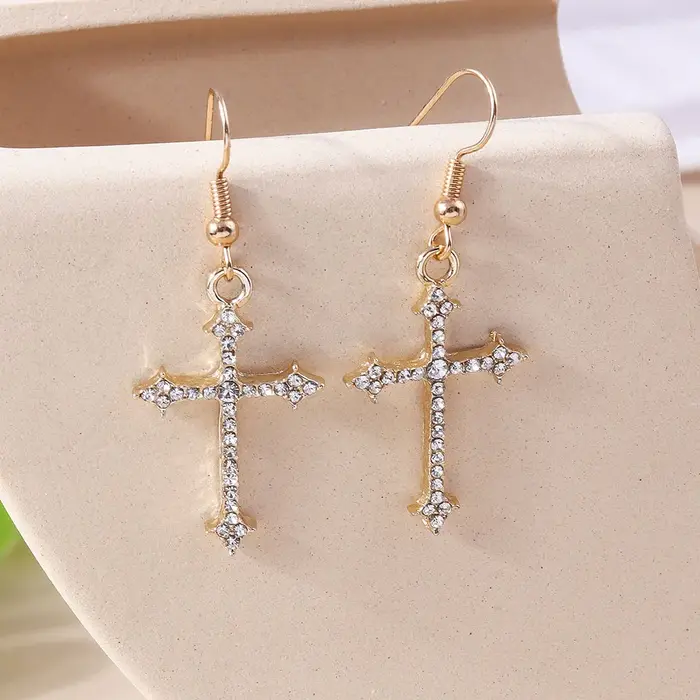 Boucles d'oreilles croisées en cristal de Zircon éblouissantes pour femmes romantique classique vintage gothique punk hip hop occasions spéciales