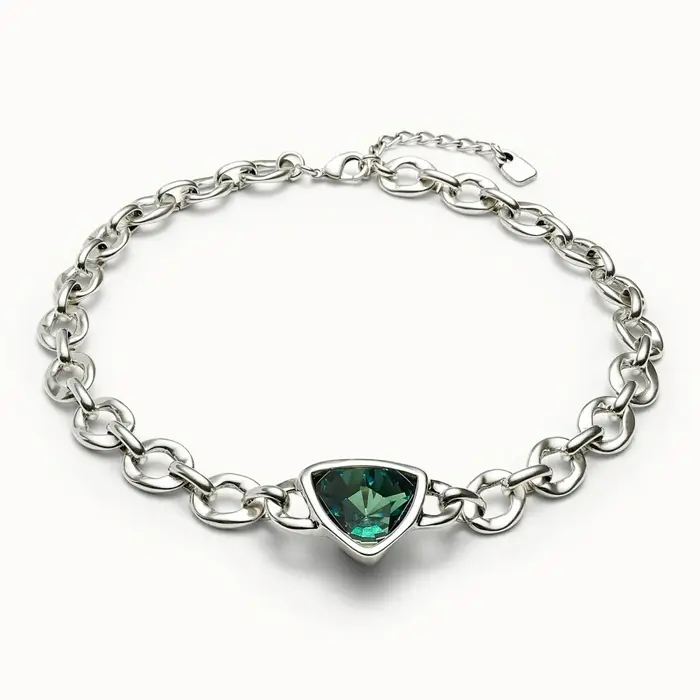 Collier en cristal vert scintillant de haute qualité pour homme et femme, bijou moderne et élégant pour les occasions spéciales et les cadeaux surprises