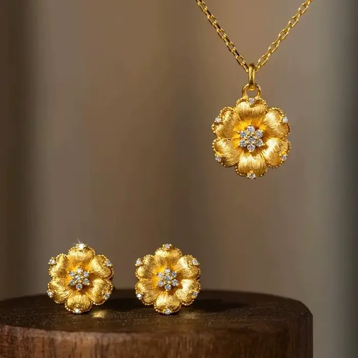 Luxueux brillant fleur collier boucle d'oreille romantique pétales de soie ensemble de bijoux brossé