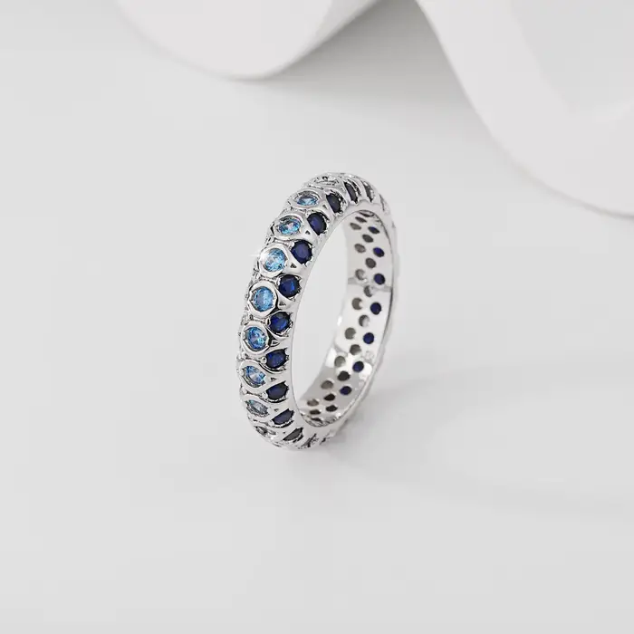 Bague éternité complète en argent sterling 925 avec saphir bleu synthétique pour femme, alliance emp