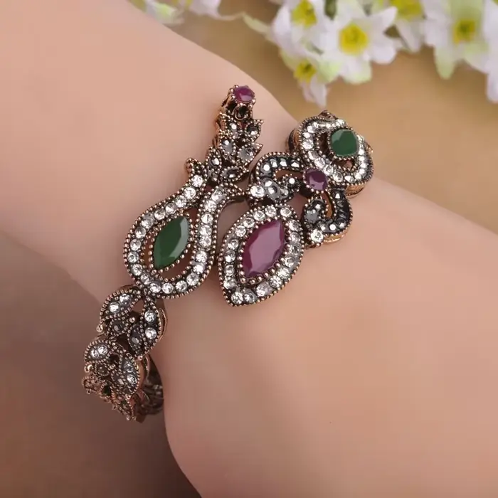 Blucome-Bracelets de fête vintage pour femmes, résine acrylique rouge, bracelets de fleurs de tulipe