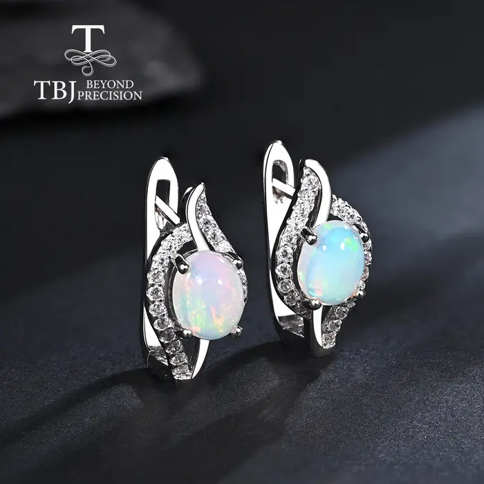 Boucles d'oreilles ovales en argent 925 serties d'opale naturelle pour femmes bijoux précieux classiques à offrir pour des occasions spéciales