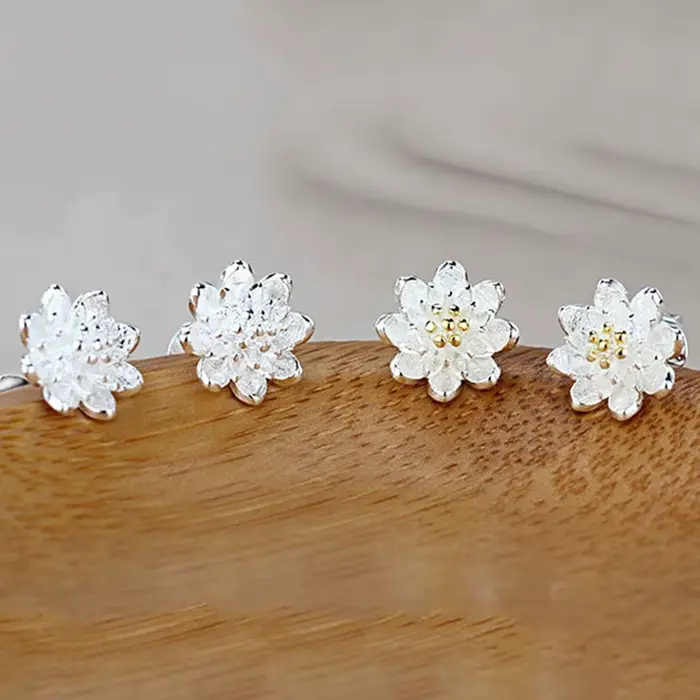 Bijoux en gros, élégants et tendance pour femme, cadeau de mariage, petites boucles d'oreilles en argent sterling 925 en forme de lotus frais, Ys294