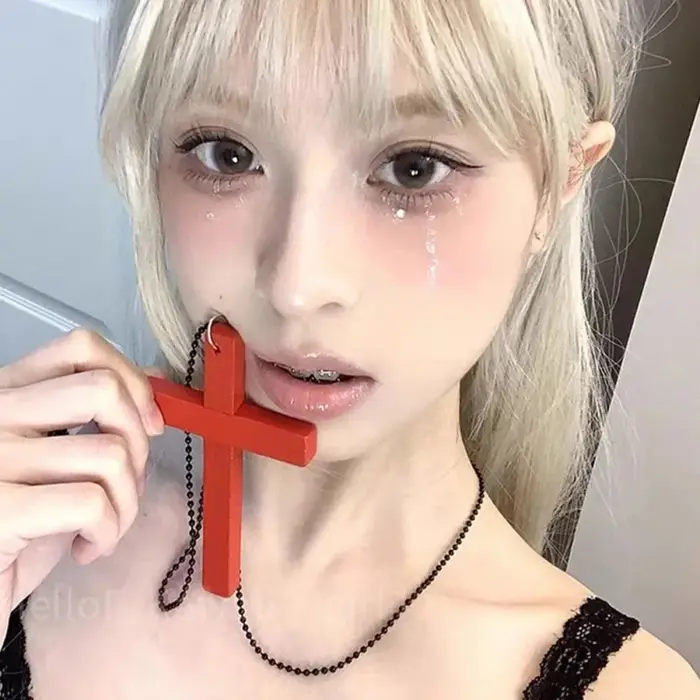 Collier avec pendentif croix en bois gothique Punk pour femmes et hommes