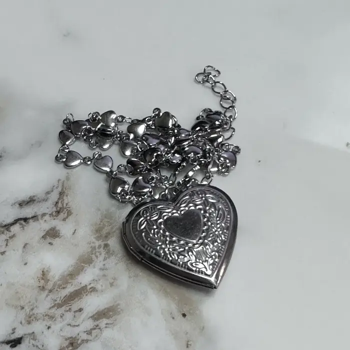 Collier pendentif cadre médaillon photo coeur romantique pour femme