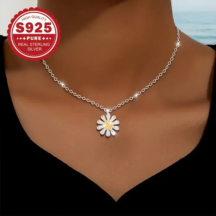 Un collier tendance pour femme