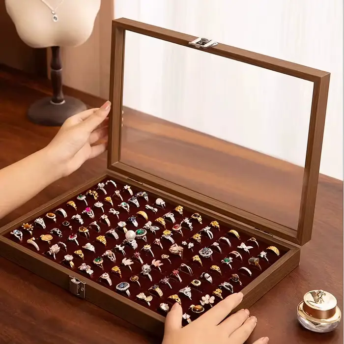 Boîte de rangement spécialisée pour bagues