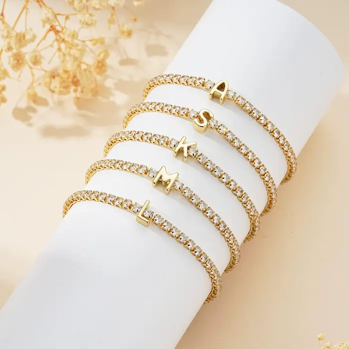 Bracelet en or personnalisé pour femmes, bracelets délicats en or avec initiales, bracelet ajustable en zircon cubique pour femmes, cadeaux d'anniversaire