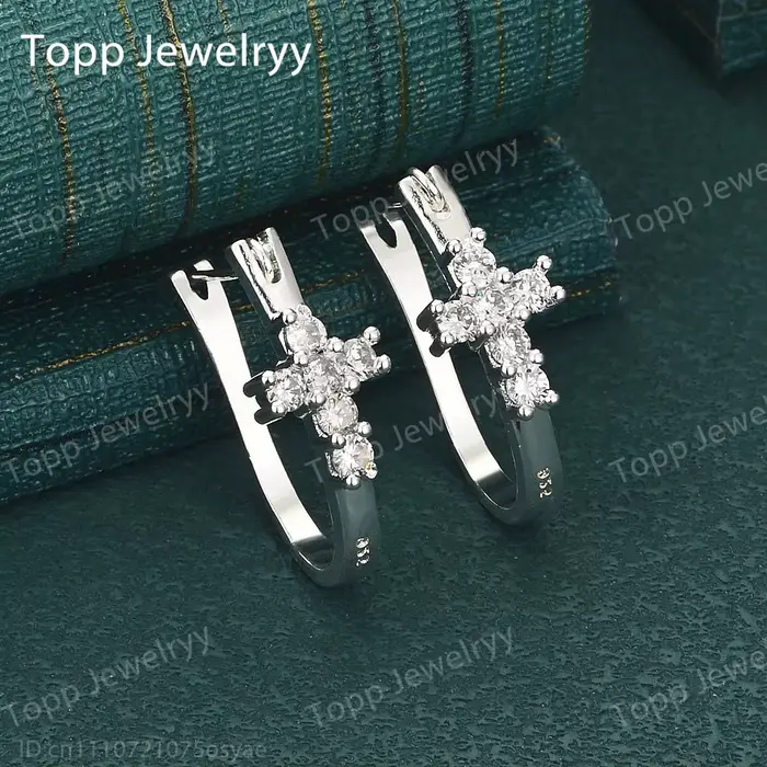 Clips d'oreille luxueux en argent sterling 925 avec croix en zircon - Bijoux élégants pour femmes, c