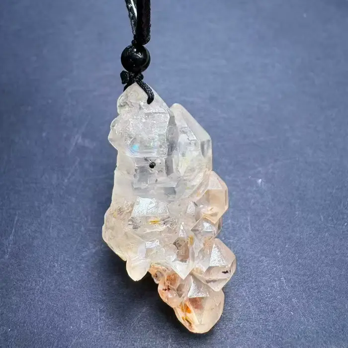 Nouveautés : Pendentif Collier en Cristal de Diamant Herkimer Naturel Brut, avec Cordon en Cuir Fait