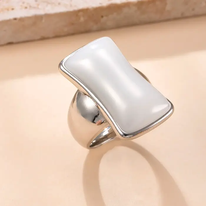 Bagues rectangulaires incrustées de pierres précieuses en Zircon pour femmes, luxueuses, de fête, de